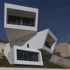 Mosha House | New Wave