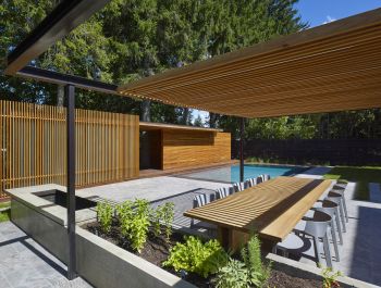 Wooden Pool House | Amantea Architects