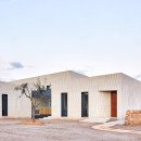 Stone-Clubhouse-by-GRAS-arquitectos_dezeen_784_4