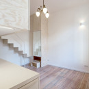 Micro-Apartment-in-Berlin-by-Spamroom-and-Johnpaulcoss_dezeen_784_5