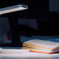 iPhone Lamp | Ivan Zhurba