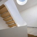 White-Snake_Staircase_Space4Architects_New-York-townhouse_dezeen_936_18