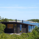 small-houses-far-out-archipelago-stockholm-margen-wigow-arkitektkontor-sweden_dezeen_936_3