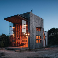 Hut on Sleds | Crosson Architects
