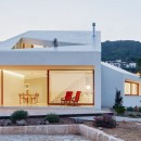 mm-house-oliver-hernaiz-architecture-lab-palma-de-mallorca-spain_dezeen_2364_ss_4-1024x731