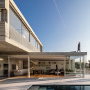 dual-house-axelrod-architects-architecture-israel-residential_dezeen_2364_col_0