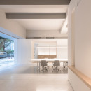 in-and-between-boxes-lukstudio-interiors-atelier-peter-fong-offices-china_dezeen_2364_col_16