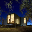Moose-Road-house-by-Mork-Ulnes-Architects-frames-the-Californian-landscape_dezeen_ss_1