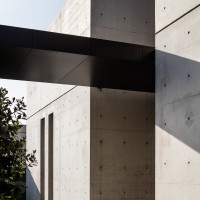 a-concrete-composition-studio-de-lange-architecture-residential-israel_dezeen_2364_col_2