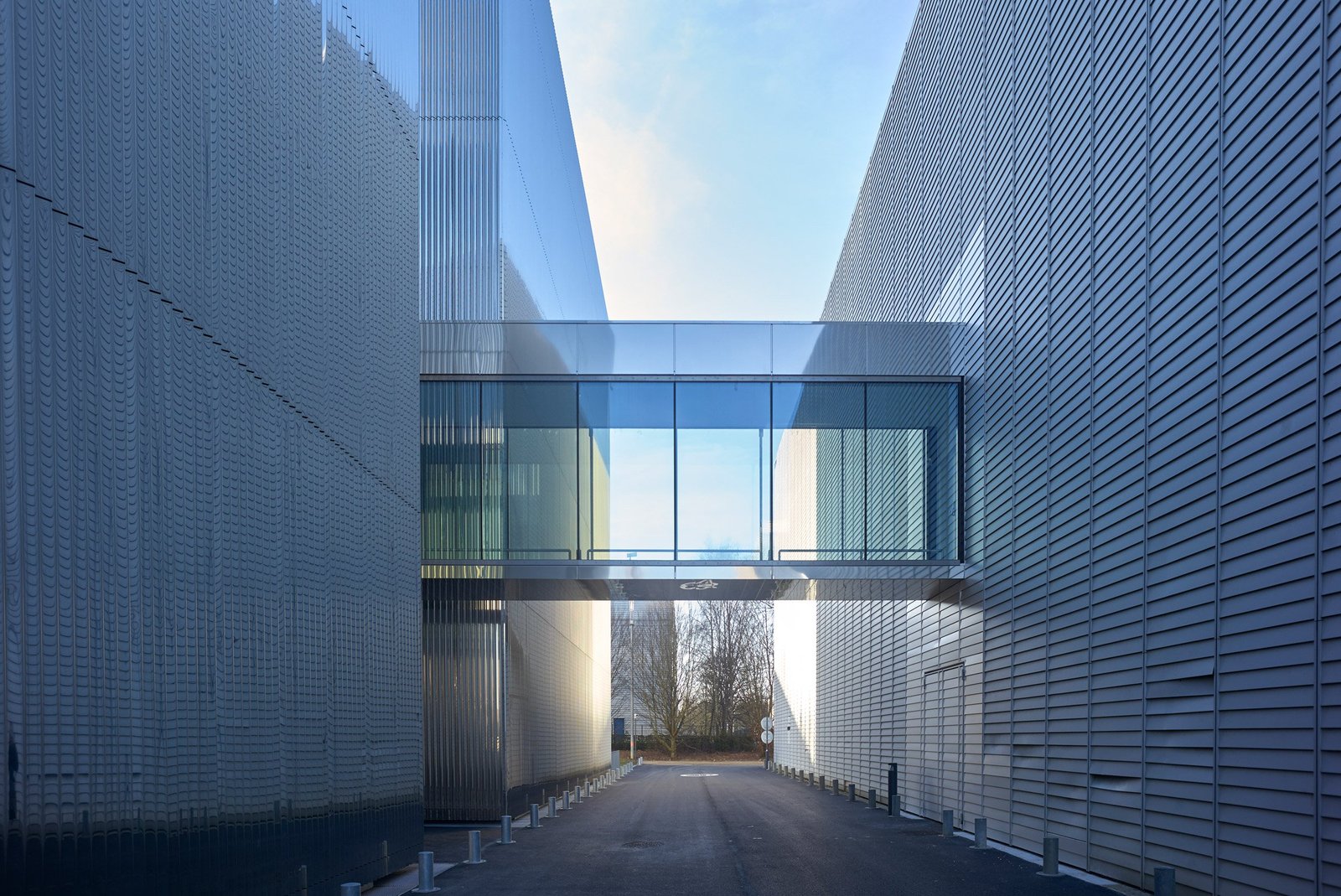 bussy-saint-georges-archive-building-architecture_dezeen_2364_col_22 ...