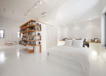 Juliette Aux Combles | L. McComber Ltée